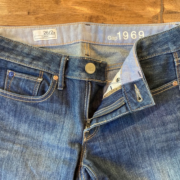 Gap Jeans Women's sz 26/2  Curvy Bootcut Medium Wash Low Rise Stretch - Picture 7 of 10